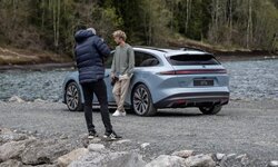 Nio ET5 wagon 2 2023.jpg