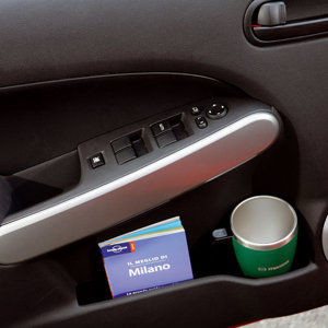 mazda 2 interior (1).jpg