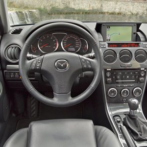 mazda 6 atenza interior (35).jpg