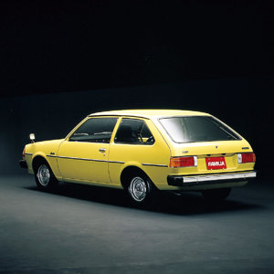 mazda familia fa4  (2).jpg