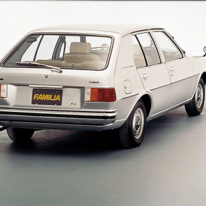 mazda familia fa4  (18).jpg