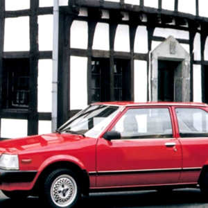 mazda familia 323 bd (24).jpg
