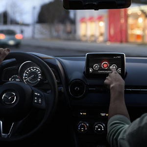 mazda 2 dj interior (9).jpg