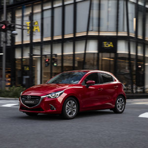 mazda 2 dj (1).jpg