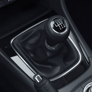 mazda 6 gj gl 2013 interior (11).jpg