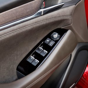 mazda 6 gj gl 2018 facelift interior (10).jpg