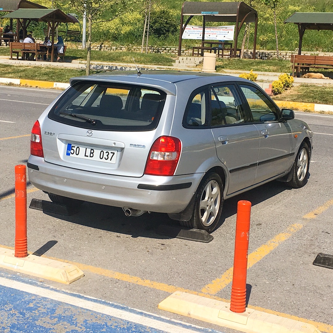 Deniz ve Mazda
