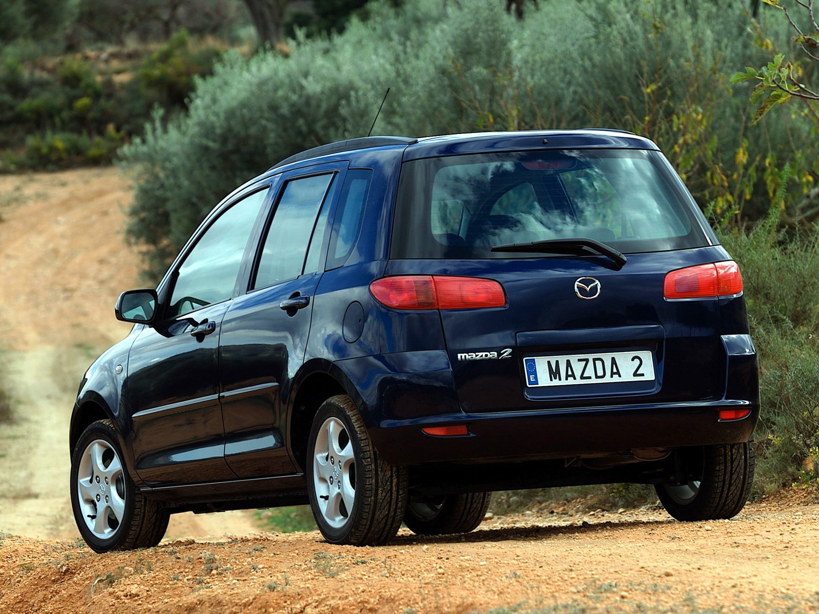 MAZDA-2---Demio-290_20.jpg