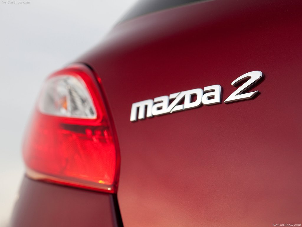 mazda 2 detail (17).jpg