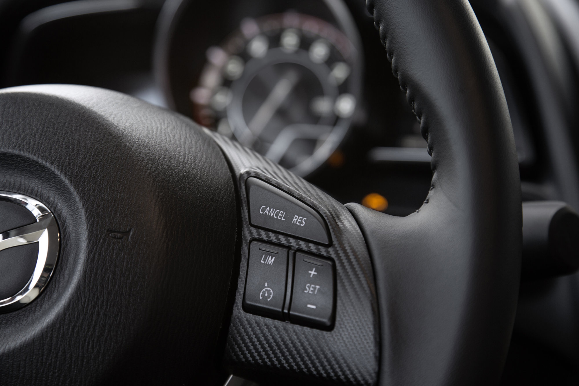 mazda 2 dj detail (14).jpg