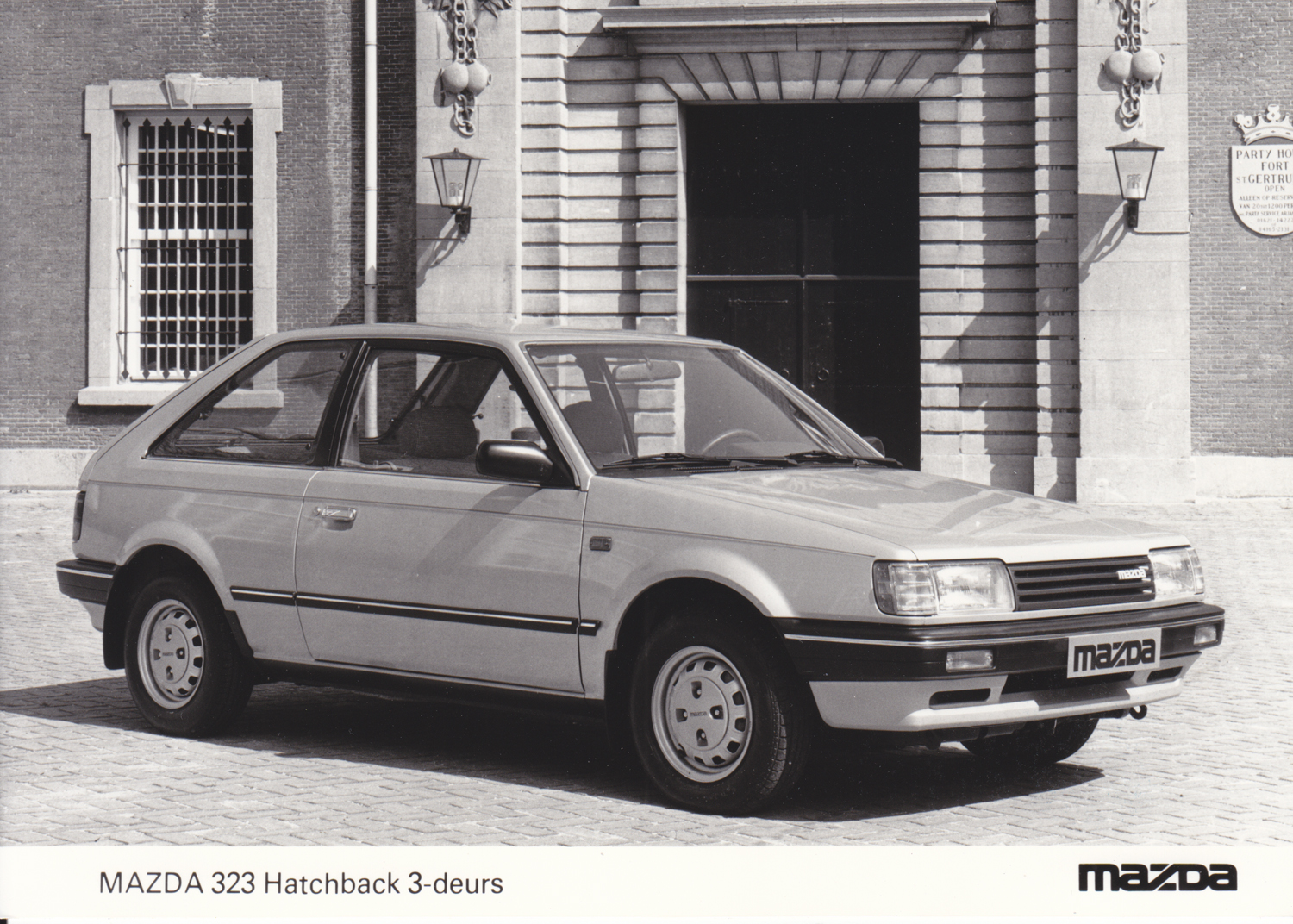 mazda 323 familia bf (5).jpg