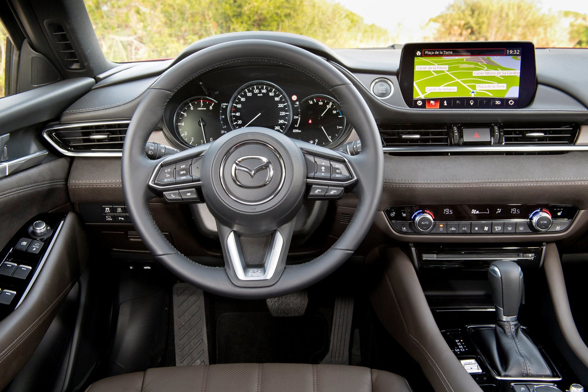 mazda 6 gj gl 2018 facelift interior (21).jpg