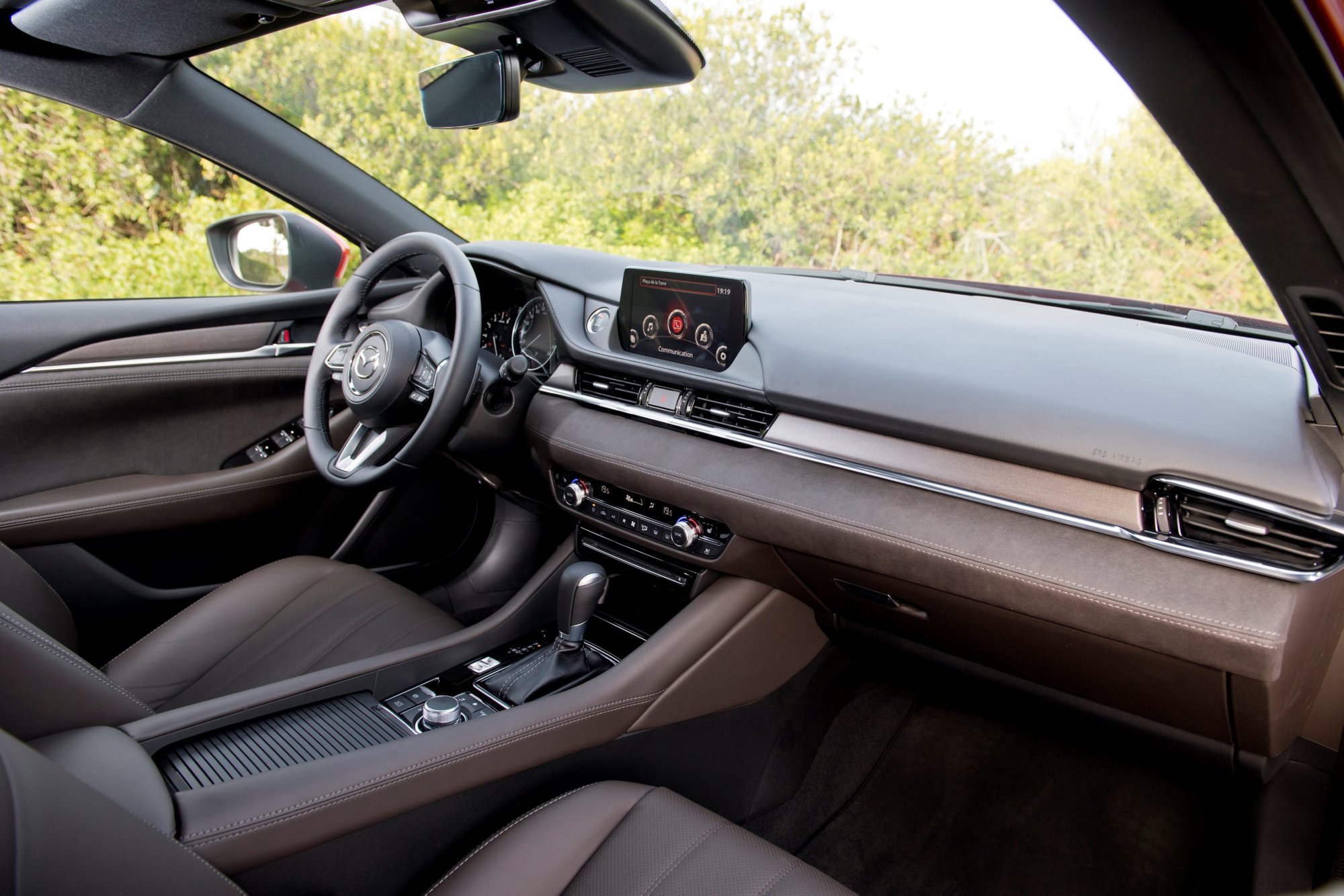 mazda 6 gj gl 2018 facelift interior (9).jpg