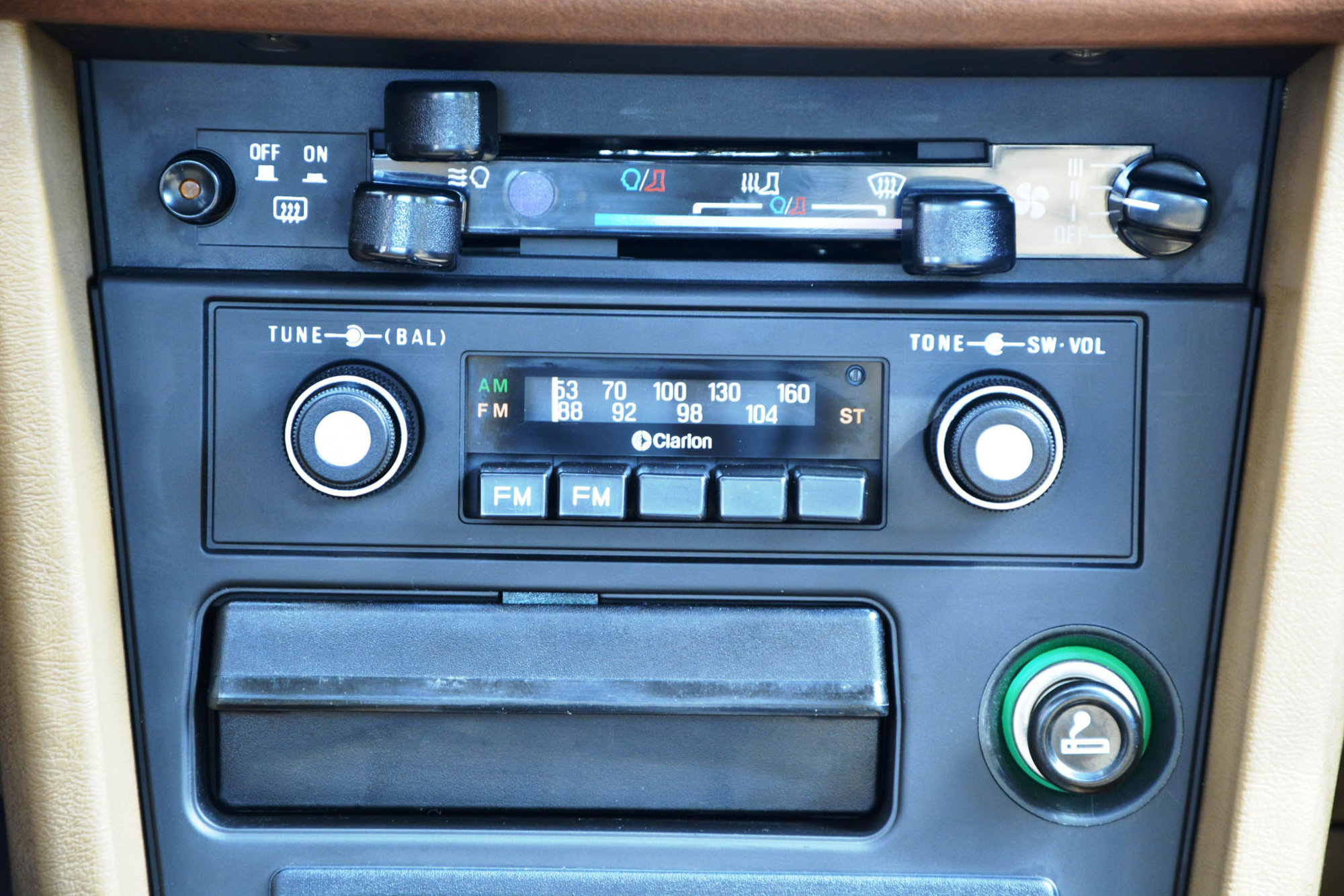 mazda-626cb2-045.jpg