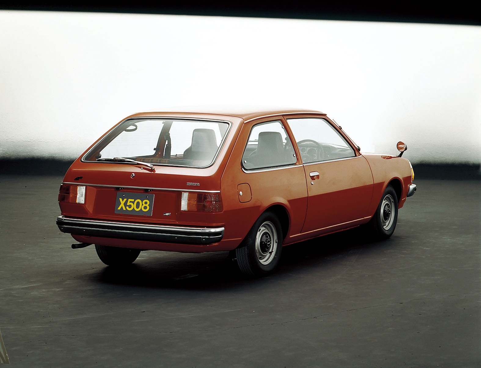 mazda familia fa4  (16).jpg