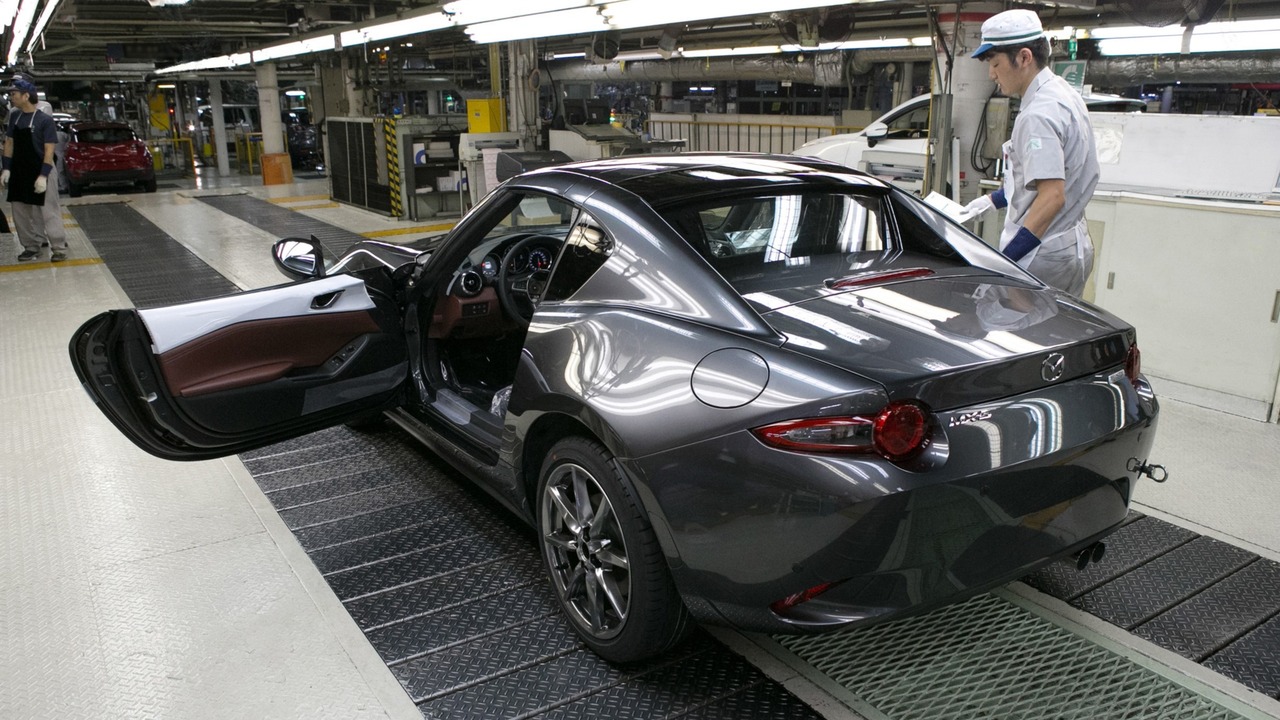 mazda-mx-5-rf-production-start-in-japan.jpg