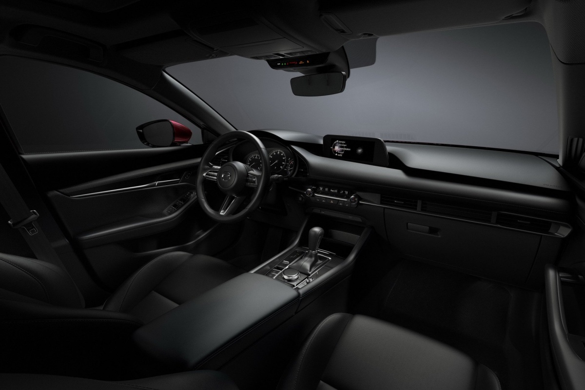 156596-2019-mazda-3-sedan-hatch-163.jpg