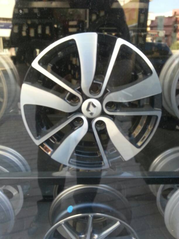 4881a3735c0f4bf66a764a64ae93ee5e.jpg