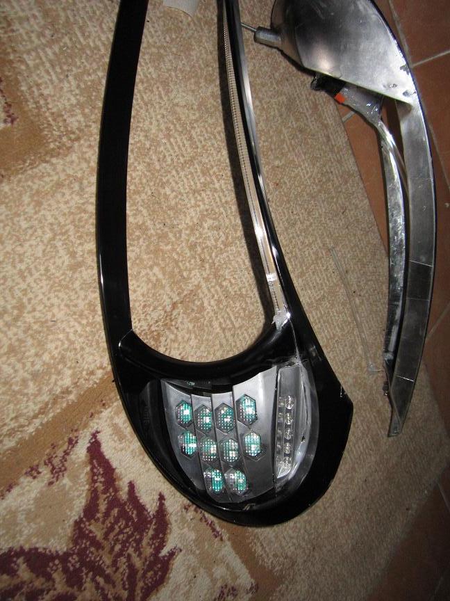 W7LzcEH.jpg