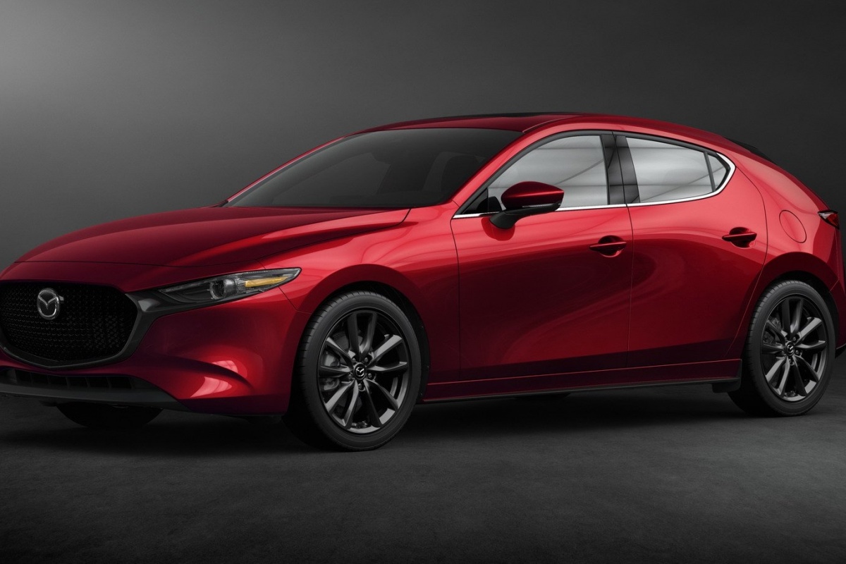 156593-2019-mazda-3-sedan-hatch-83.jpg